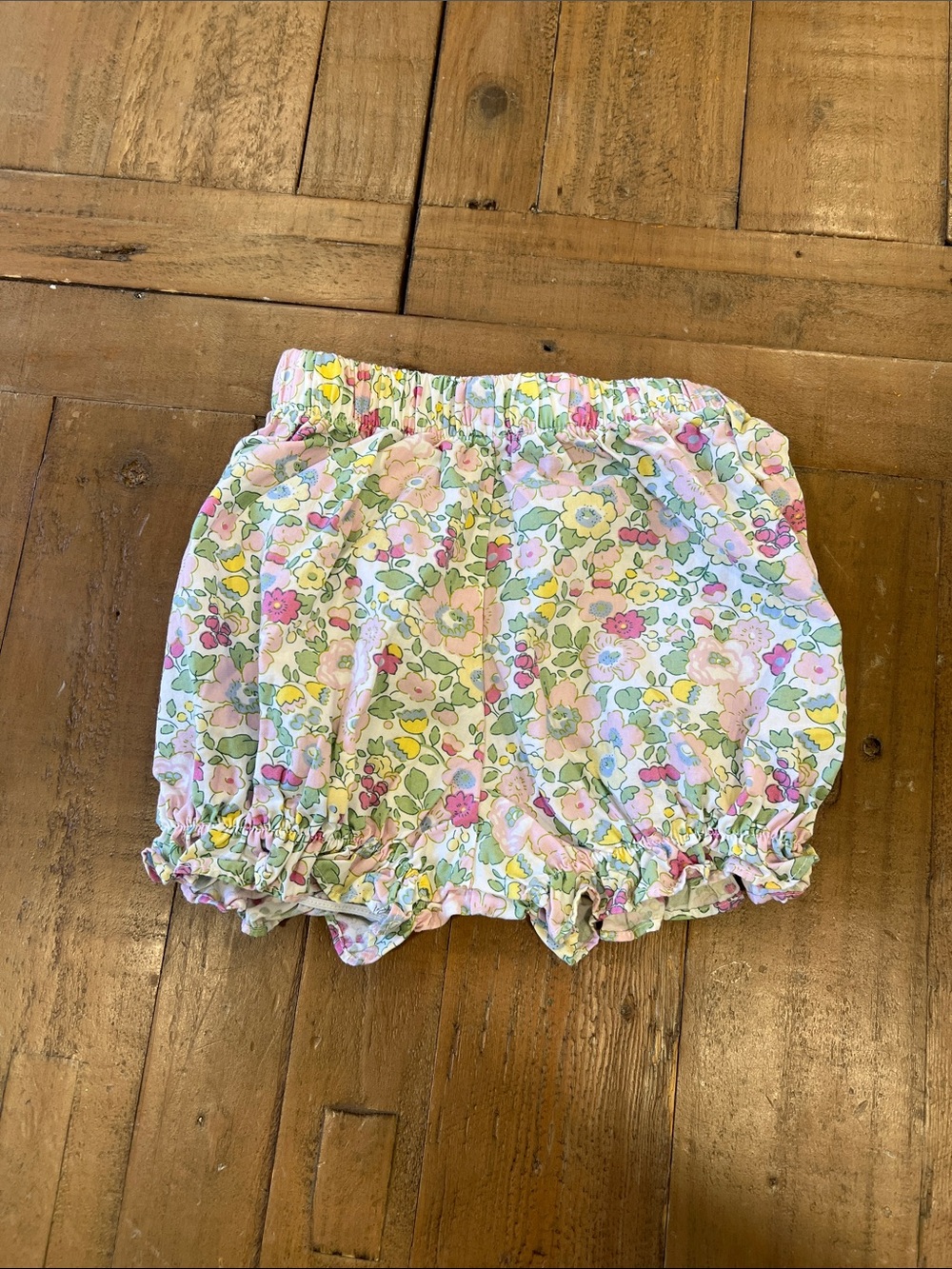 Stitchy fish strawberry pocket floral bloomer and top matching set 9 months - Picture 9 of 9